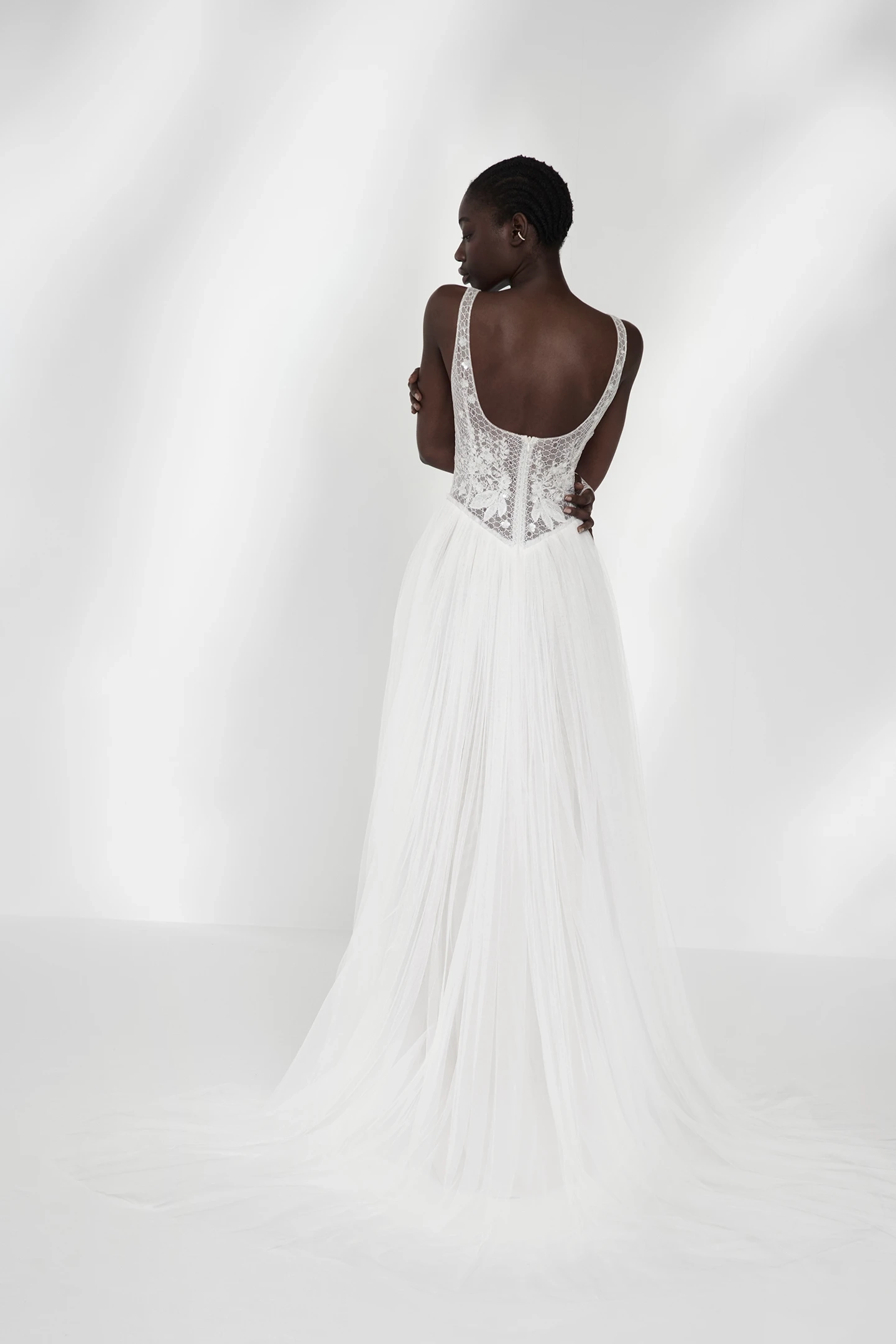 REBEL_ANNA_KARA_2024_back.webp