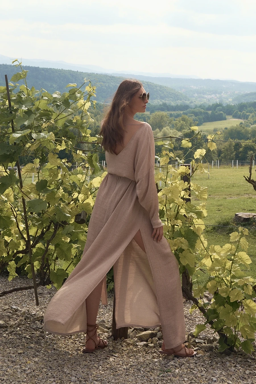 BLAIR_2026_RTW_ANNA_KARA_02 copy.webp