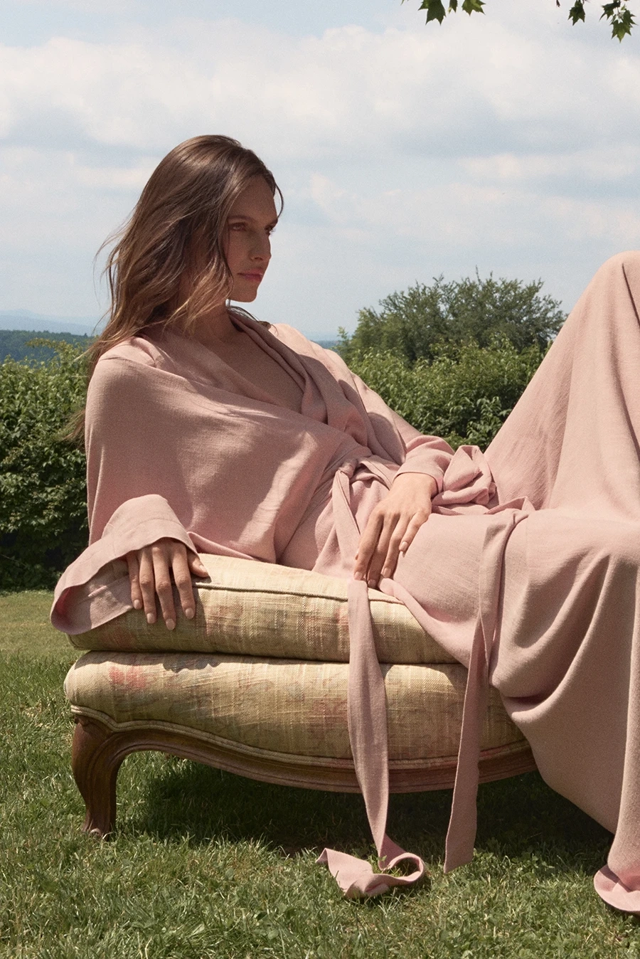 HARPER_2026_RTW_ANNA_KARA_02 copy.webp