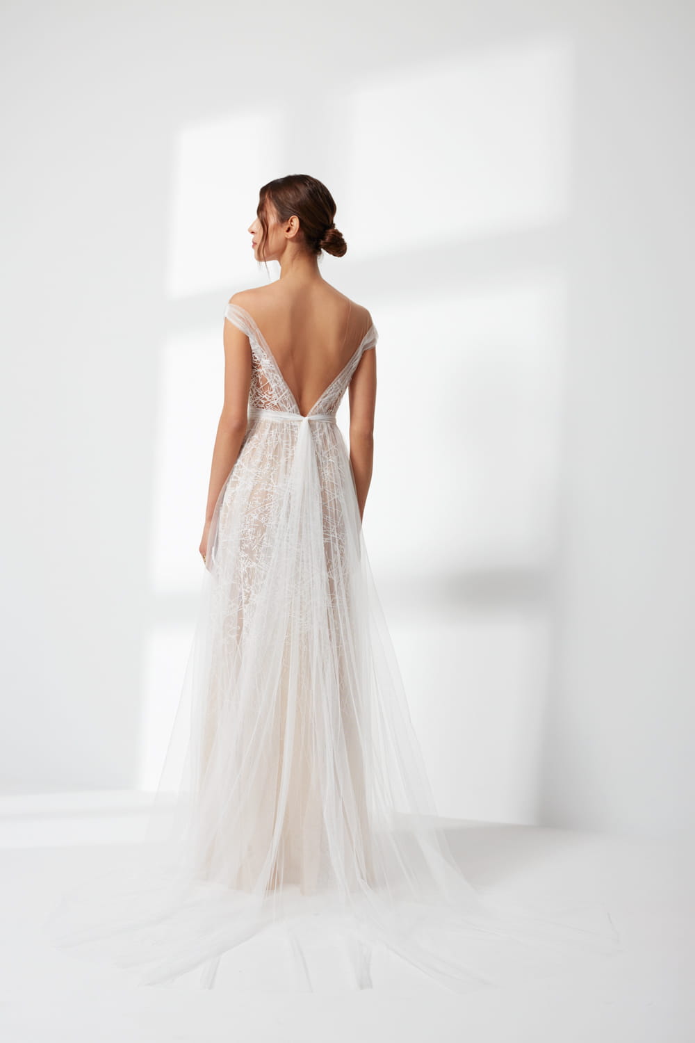 ANNA_KARA_2023_ BEYA_back.jpg