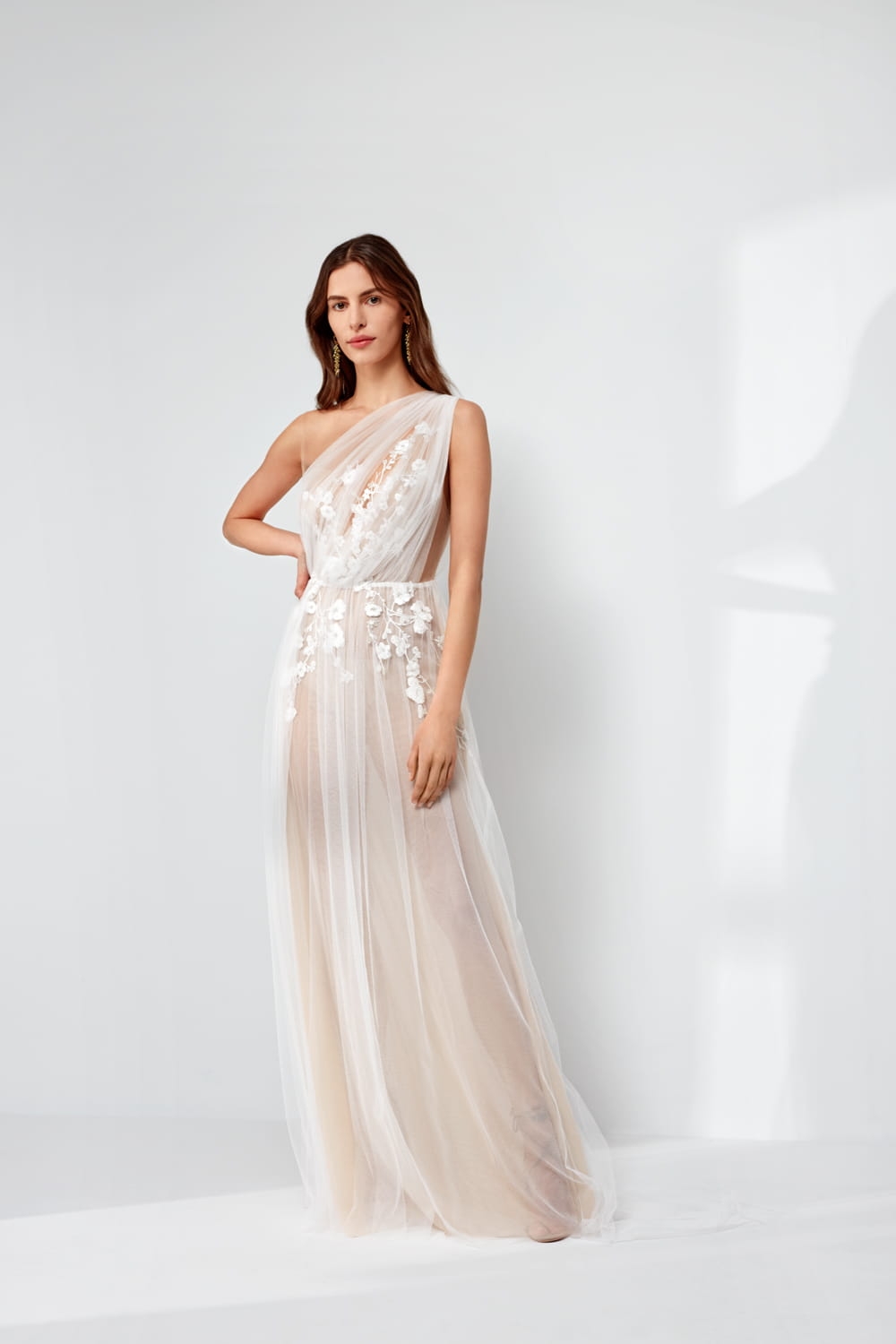 ANNA_KARA_2023_ ECHO_front.jpg