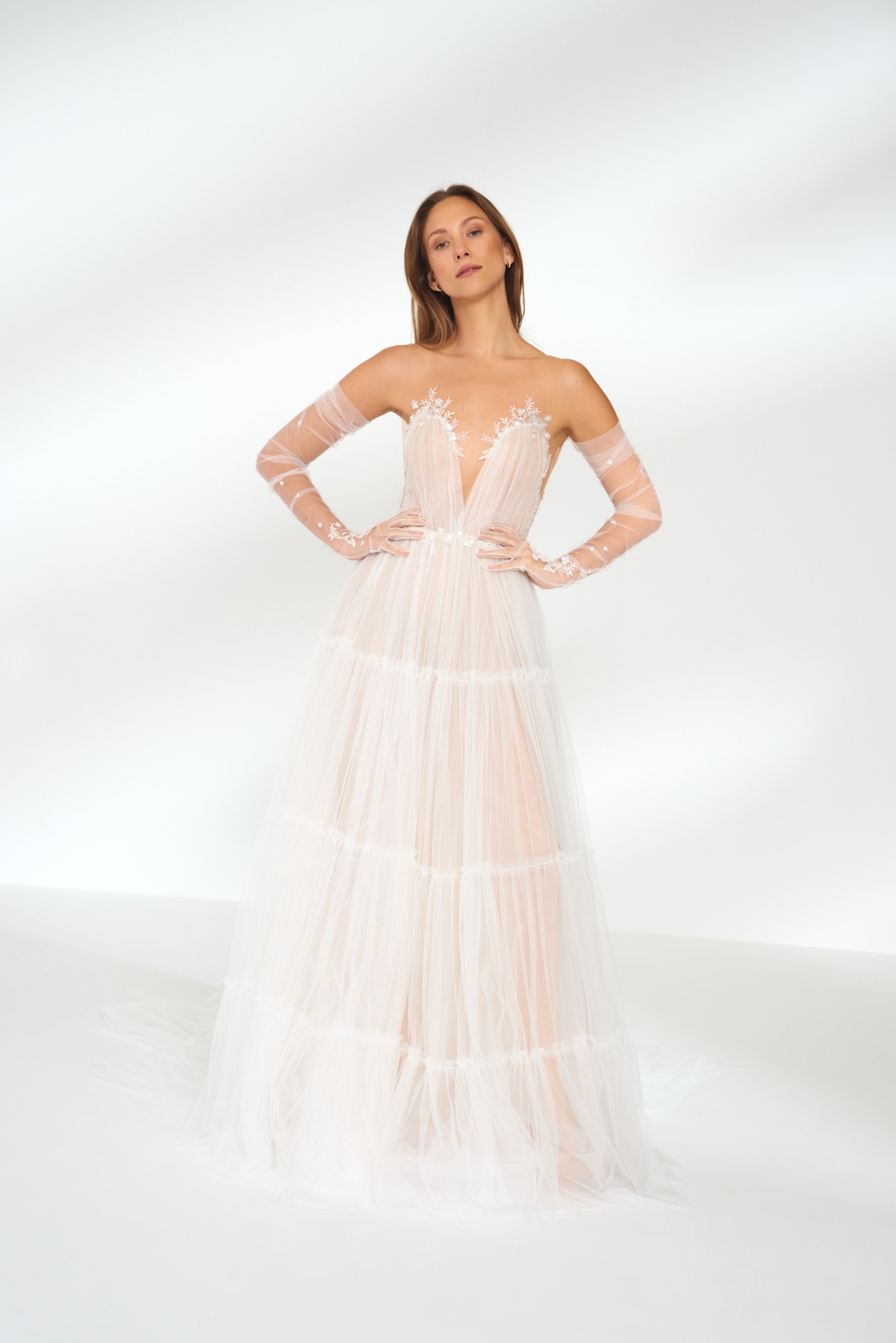 PEONY_ANNA_KARA_2024_front.jpg