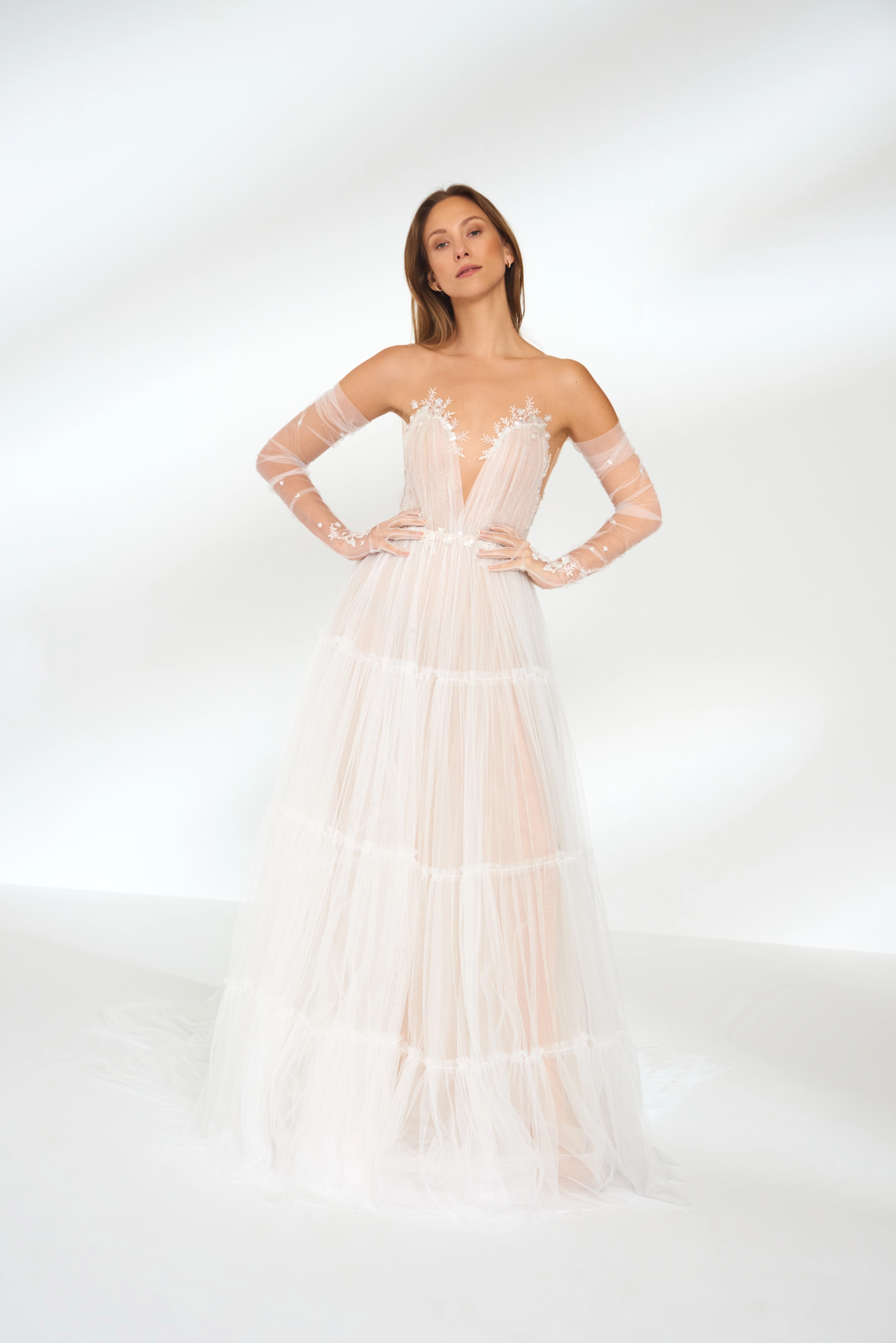 PEONY_ANNA_KARA_2024_front.jpg