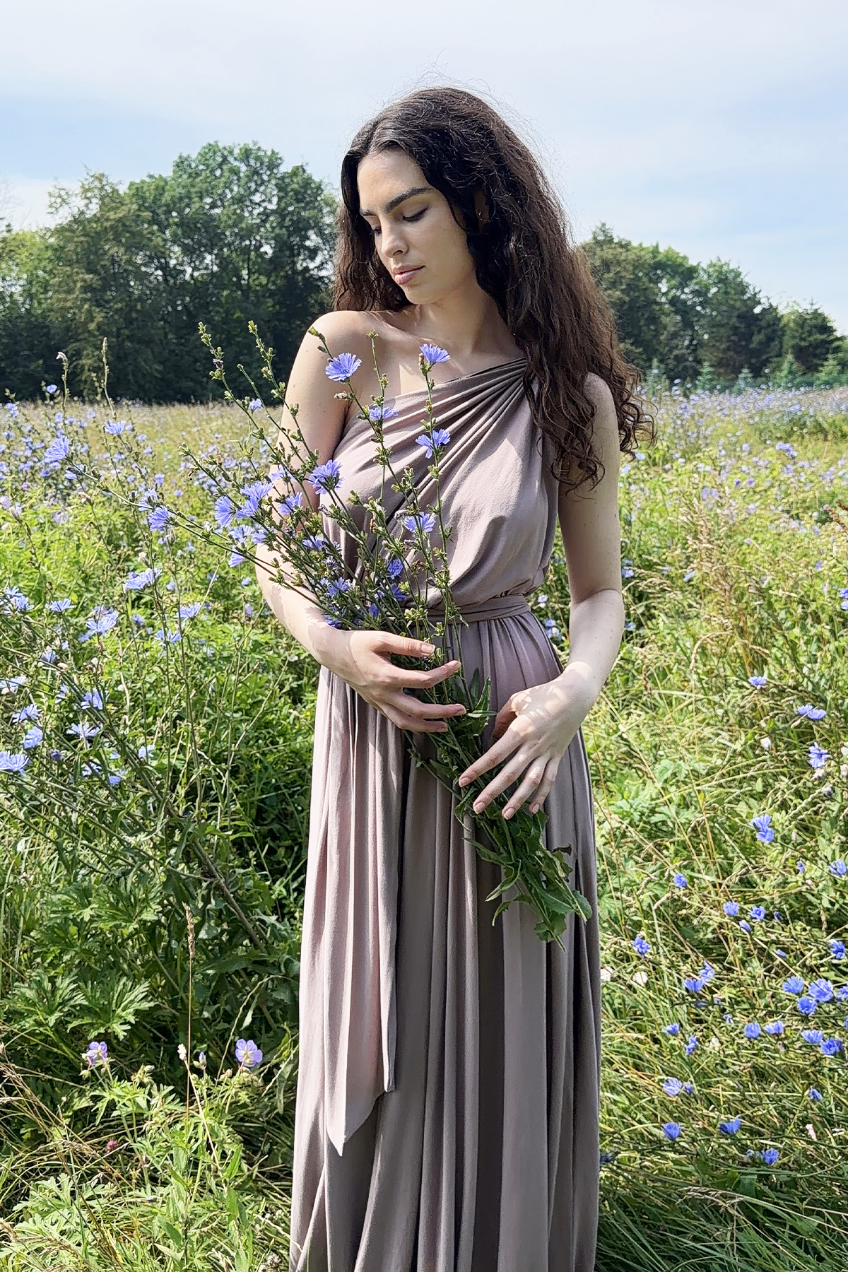 LANA_JERSEY_ANNA_KARA_02.jpg
